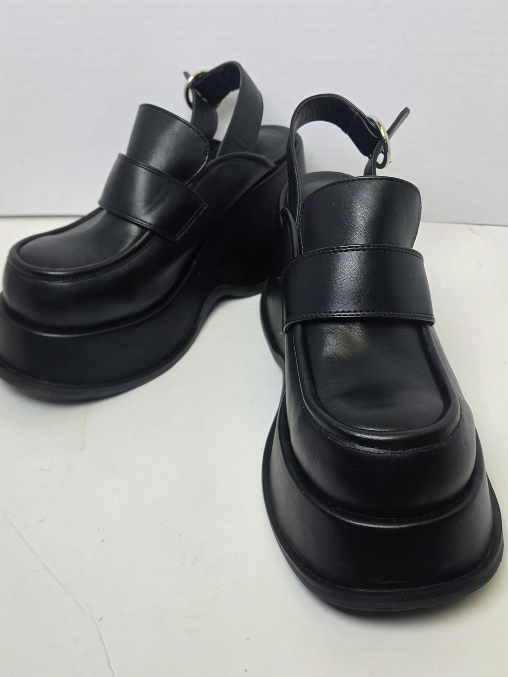 dELiA*s Downtime Platform Slingback Loafers